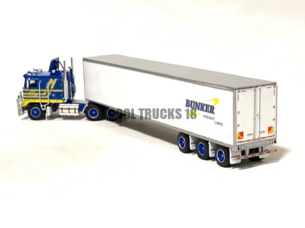 Kenworth K100 Tri-Axle Dry Van Trailer Bunker Freight Lines Australia