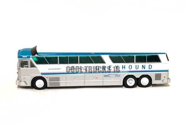 MCI MC-7 Challenger Motorcoach Greyhound SceniCruiser - Phoenix